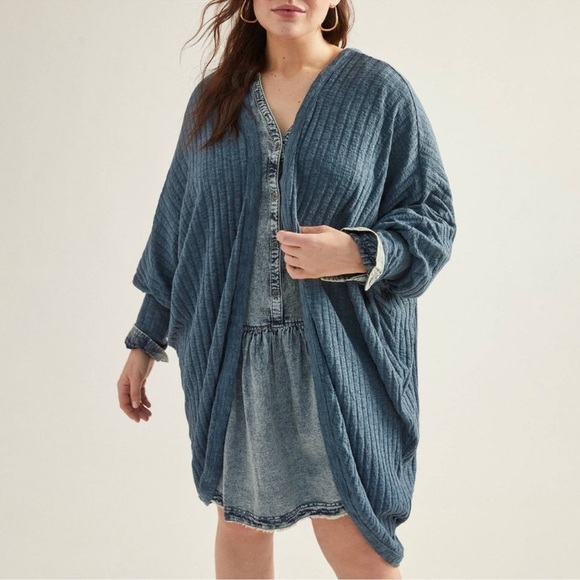 Anthropologie Lettie Tulip-Back Split Cardigan Blue Gray SP/MP - Picture 2 of 10